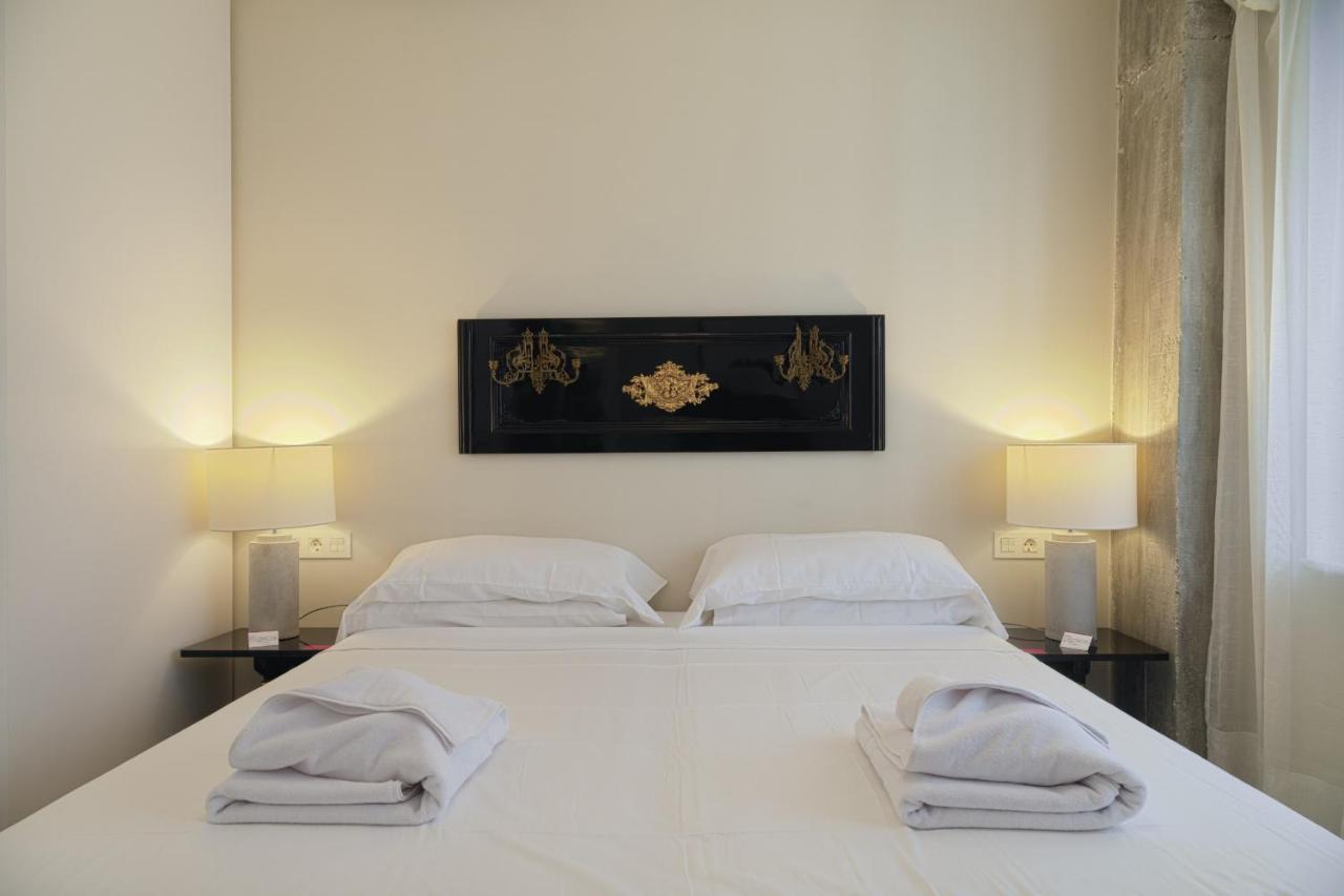Six Apartments By Caleta Homes มาลากา ภายนอก รูปภาพ