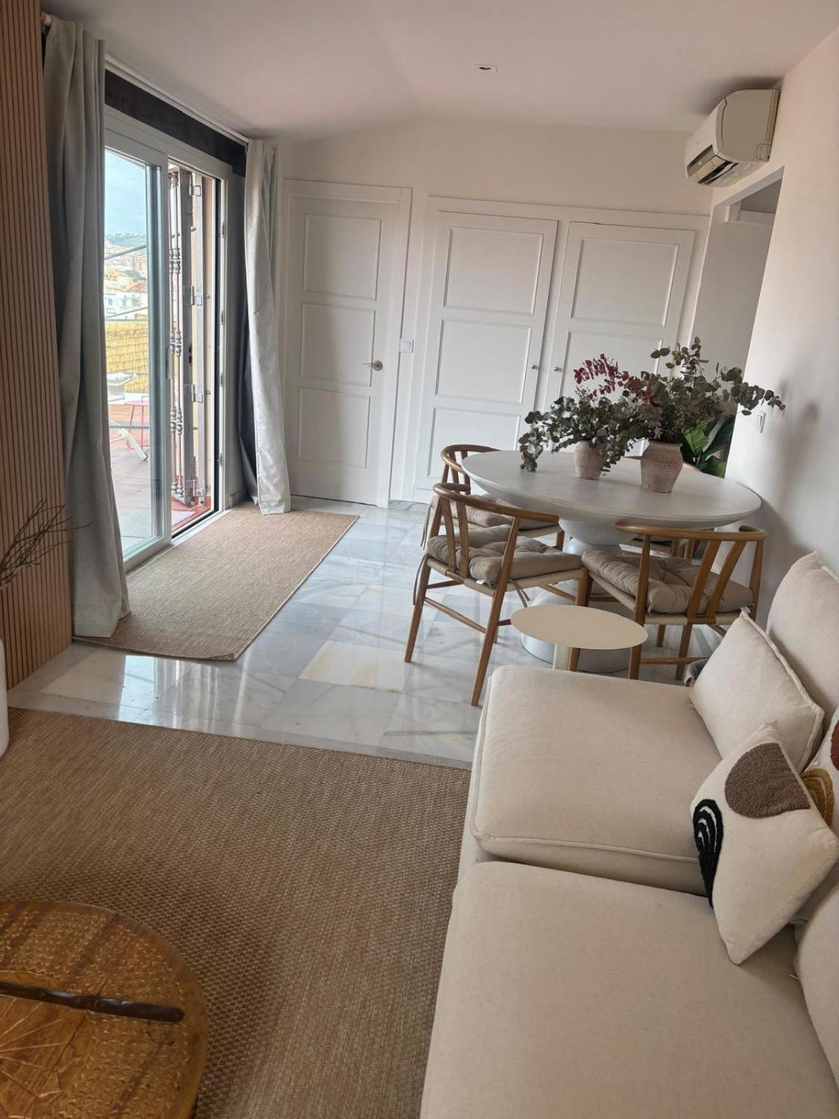 Six Apartments By Caleta Homes มาลากา ภายนอก รูปภาพ
