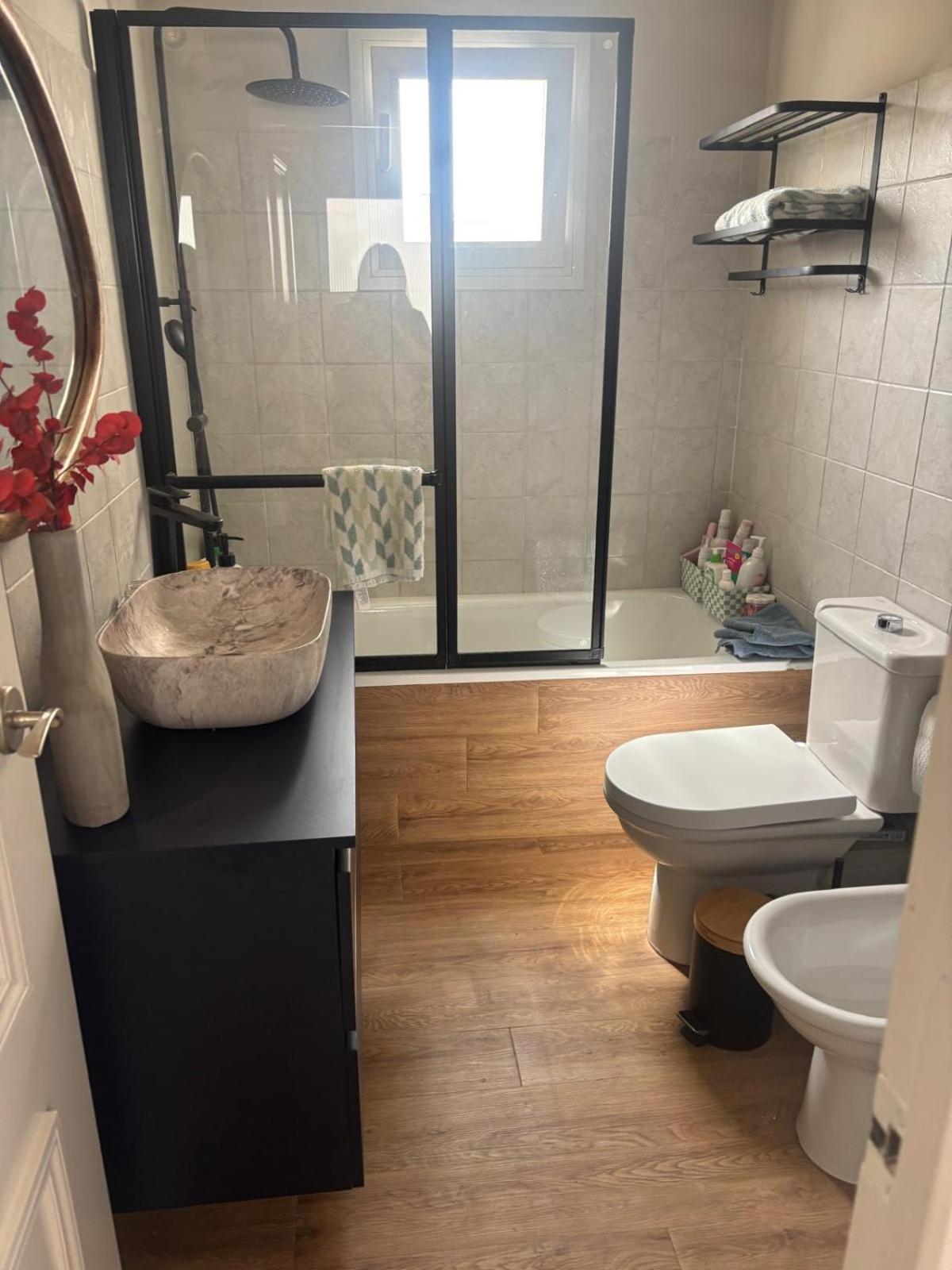 Six Apartments By Caleta Homes มาลากา ภายนอก รูปภาพ